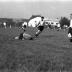 Voetbalwedstrijd Sint-Eloois-Winkel /  Sint-Joris ter Distel, Izegem, 1958