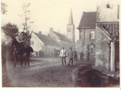 Amersveldstraat-Delaeyestraat, Hooglede