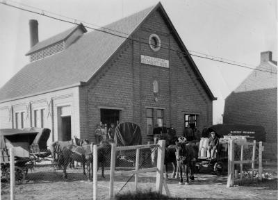 Melkerij Hennion - Van Speybroeck, Moorslede, 1935-1948