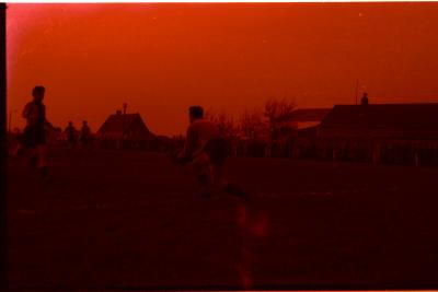 fase voetbalwedstrijd Sint Eloois Winkel- Dadizele, 1958