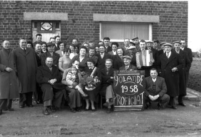 Kampioenenviering manillen café "De Herder", Izegem, 1958