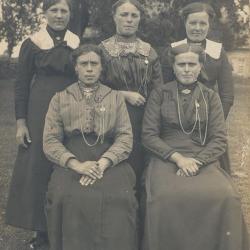 Dames uit Beveren, 1920