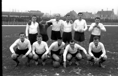 Voetbalwedstrijd FC Izegem-AS Oostende, Izegem, 1958