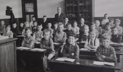 Meester Depoorter, klas geboortejaar 1950 - 1951 