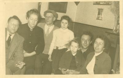 Familiefoto in woonkamer