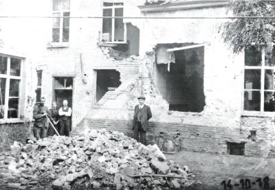 Verwoest huis, Izegem 14 oktober 1918