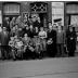Groepsfoto café De Reisduif,1957