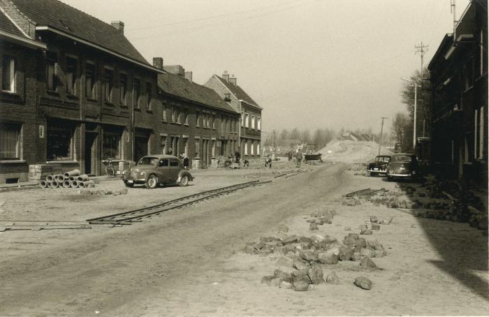 Werken aan De Centrumbrug en de Vaart, Ingelmunster, ca 1956