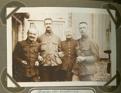 Vier artsen, Adinkerke 20 september 1915