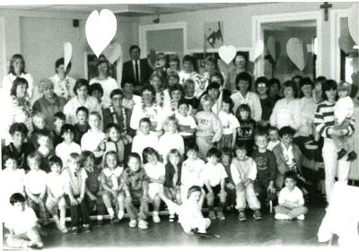 Feest Moederdag kleuterschool, Lichtervelde, 8 mei 1987