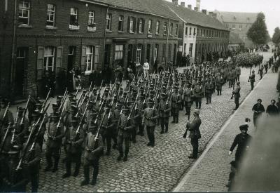 Militaire parade, Izegem