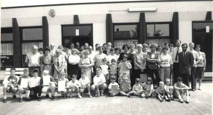 Uitreiking getuigschriften, Lichtervelde, 27 juni 1992 