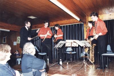 Muziek-café met SAX en dehors, Lichtervelde, 3 april 1999