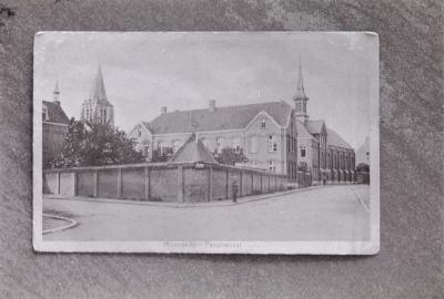 Foto van oude prentkaart: klooster Moorslede