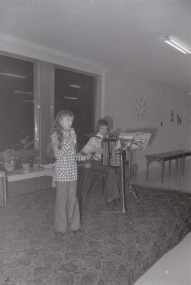 Zangcrochet, Staden 1975