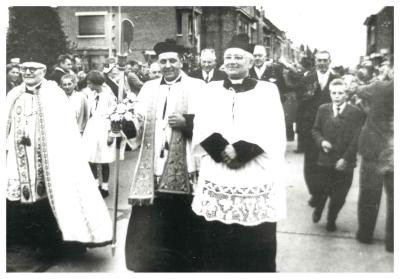 Inwijding O.-L.-Vrouwkerk, Ingelmunster, 1957