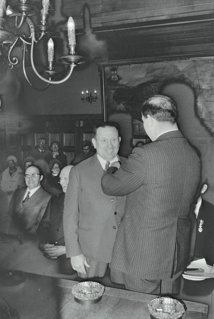 Bezoek minister Lavens aan Eurolac, Moorslede december 1973