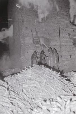Brand in cichorei-ast Grillet, november 1973