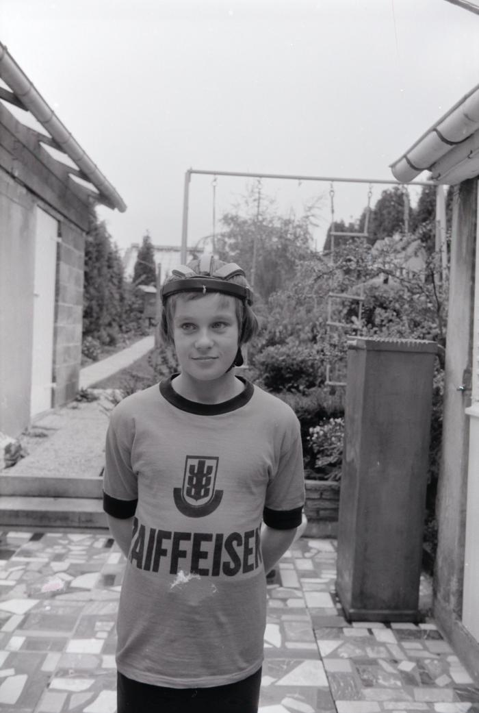 Kurt Verleden poseert, Moorslede oktober 1973