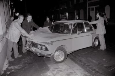 Auto-ongeval in Dadizelestraat, Moorslede 1973