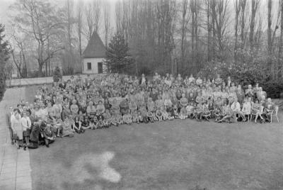 Familie Bouttens viert feest, Moorslede april 1973