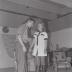 Toneelkring van KWB speelt: De roze pyjama, Moorslede december 1971