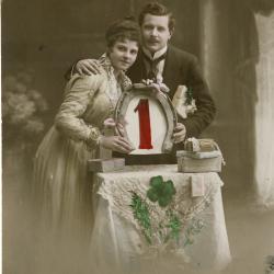 Beeldzijde nieuwjaarskaart, koppel met cijfer 1, 1910