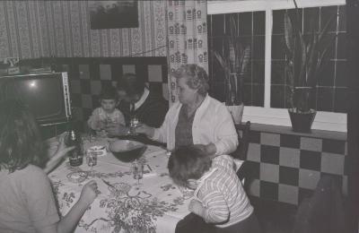 Verjaardagsfeestje Hilde (Vanryckeghem?), Moorslede mei 1971