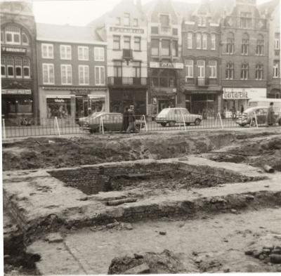 Beelden van de opgravingen van de stadshal, 1978, Roeselare