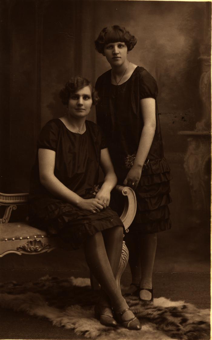 Julia en Paula Blauwe