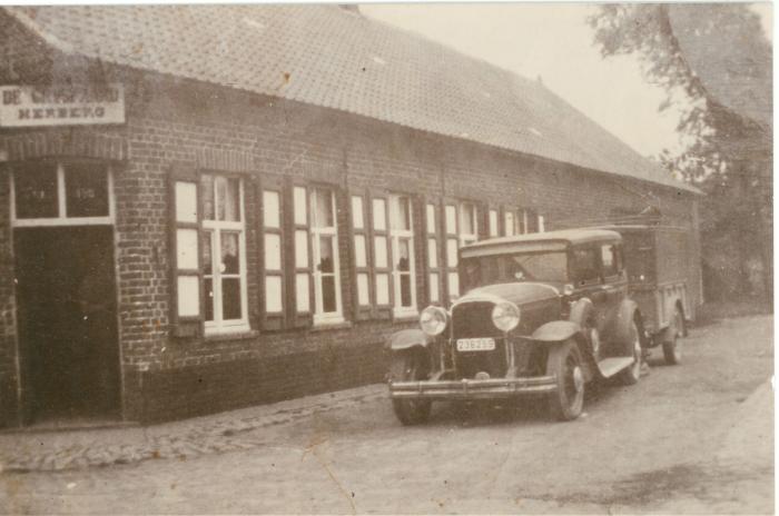 Herberg De Grijspeerd, hoek Grijspeerdstraat-Noordabeelstraat, 1950?