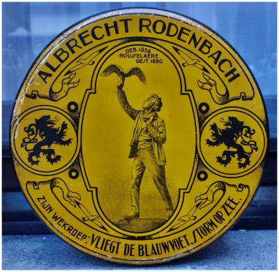 Oude koekendoos met afbeelding van Rodenbach, Roeselare