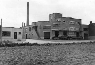 Melkerij W. Hennion en N. Van Speybroeck, Moorslede, 1942