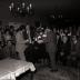 Huldiging hengelkampioen vissersclub, Dadizele april 1978