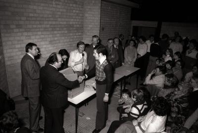 Foto's van zwemmarathon, Moorslede januari-februari 1978