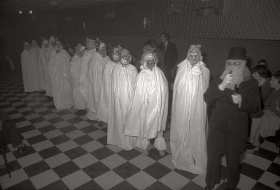 Fotoreportage: harmonie Passendale, feest Willem Van Eecke, Passendale januari 1978
