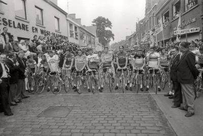 Avond van Vlaanderen: wielerwedstrijd, Moorslede 21 augustus 1977
