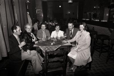 Café De Vlaschaard? bij A. Pinet en Lydia Vermeersch, Moorslede 1977