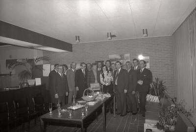 Huldiging 100ste spaarder bij Marc Dewanckel, Moorslede 1976