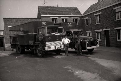 Transport Vanhecke, Moorslede 1976