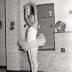 Anneke Crombez en Els Demuelenaere als danseresjes, Staden 1976