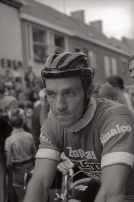 Avond van Vlaanderen: renners poseren, Moorslede augustus 1976