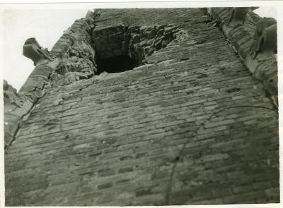 Beschadiging en herstelling kerktoren Rumbeke, na WOII