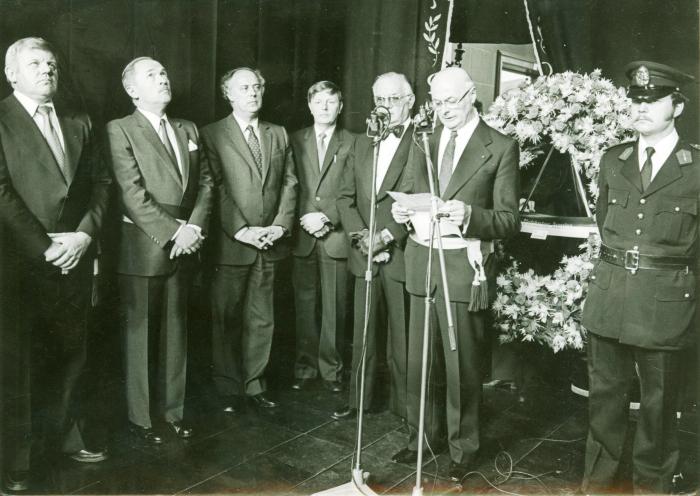 Uitvaart Burgemeester Albert Biesbroeck, Roeselare, 1981