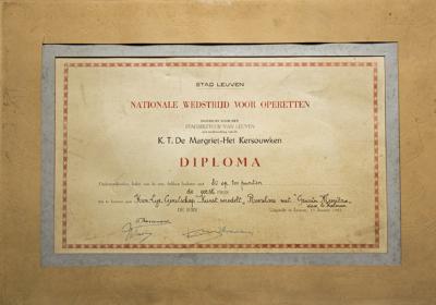 Diploma's van de nationale wedstrijd voor operetten uitegereikt door het Stadsbestuur van Leuven, Leuven, 1962