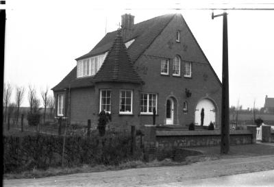 Villa aan Zilverberg (den aap), Rumbeke 1957