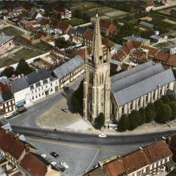 Luchtfoto parochiekerk Sint-Petrus en Paulus, 1961