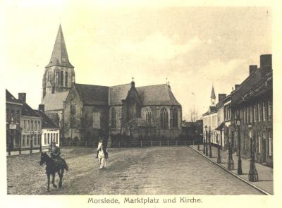 Marktplaats en kerk Moorslede, 1915