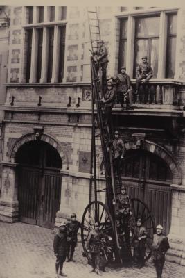 Groepsfoto, 1920?