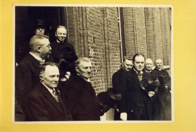 Zilveren ambtsjubileum van Deken De Saegher, Arsenaal Roeselare, 1937